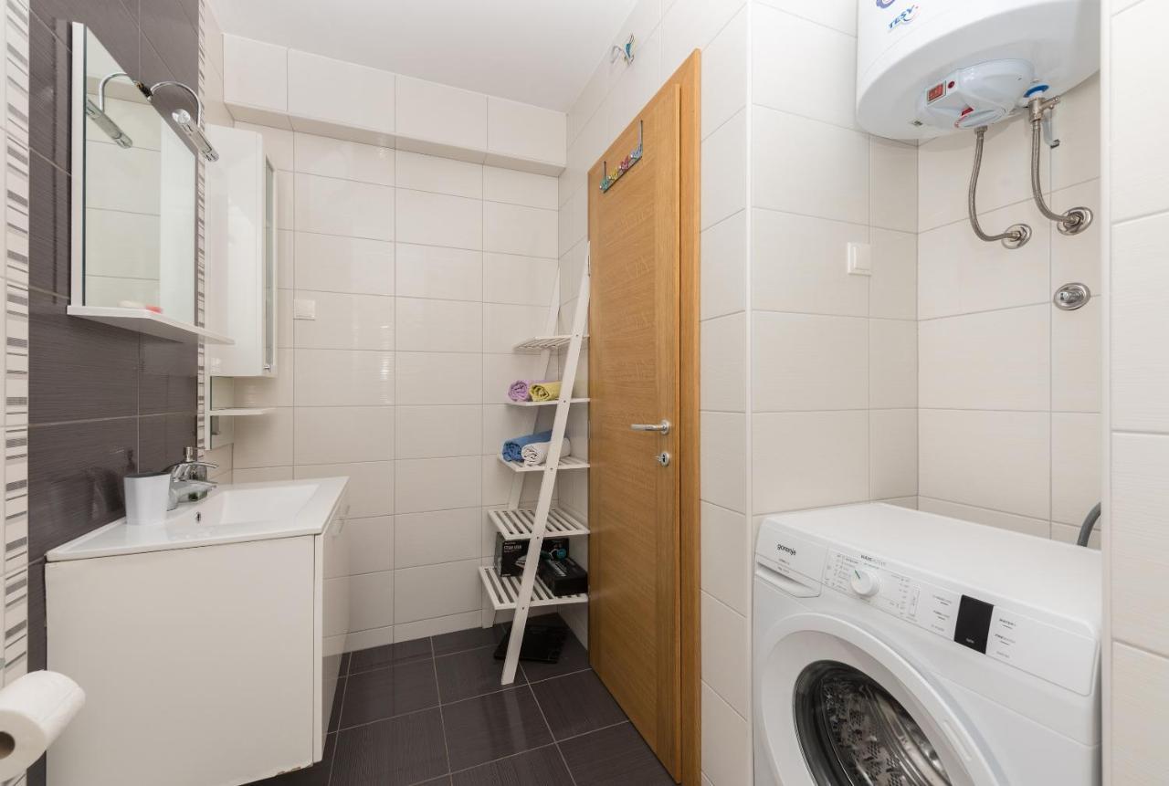 Ferienwohnung Neno Makarska Exterior foto