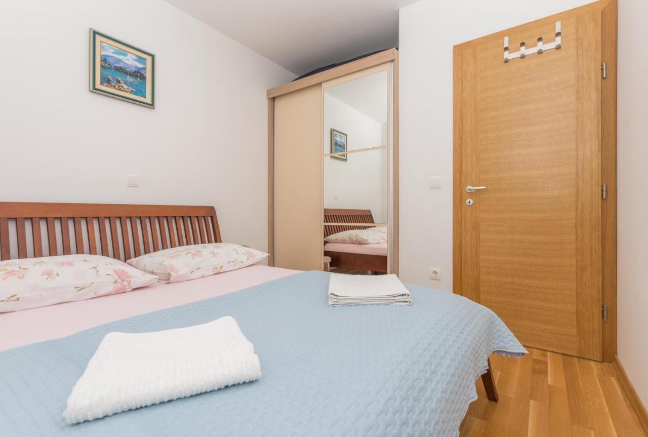 Ferienwohnung Neno Makarska Exterior foto