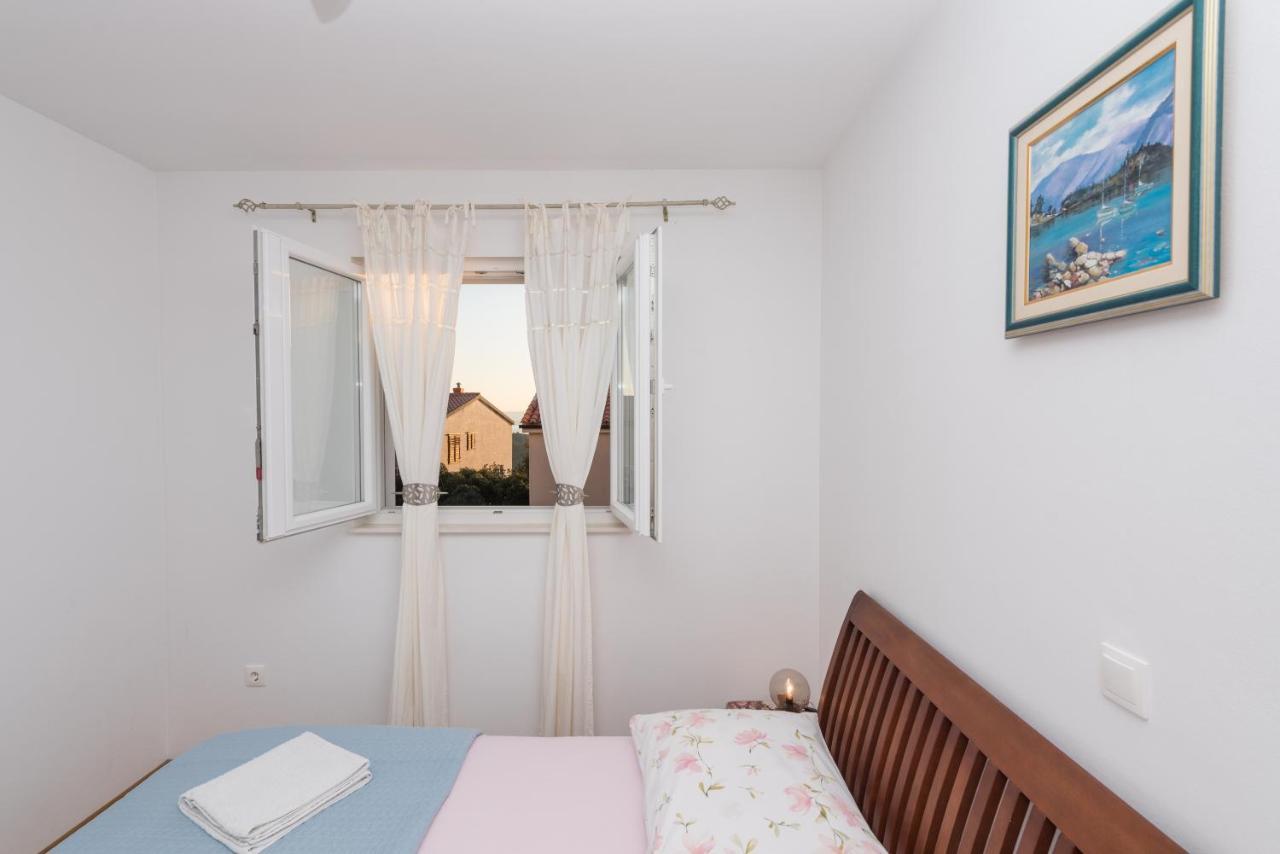 Ferienwohnung Neno Makarska Exterior foto
