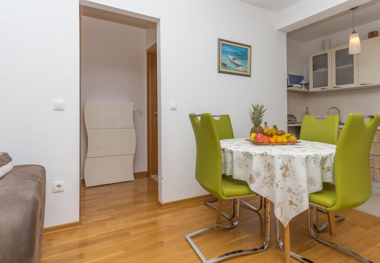 Ferienwohnung Neno Makarska Exterior foto
